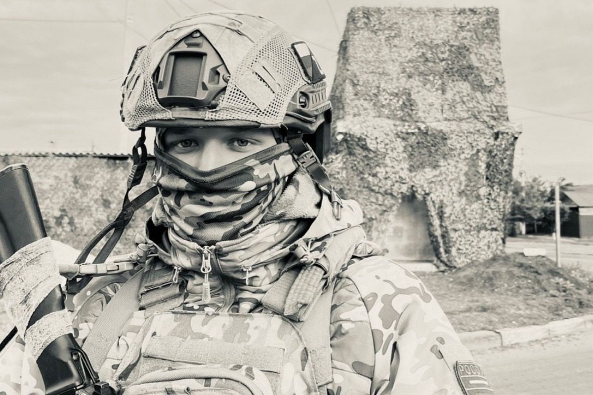 Воин Даниил: Родина у человека одна, и защищать ее должны настоящие мужчины Воин Даниил: Родина у человека одна, и защищать ее должны настоящие мужчины