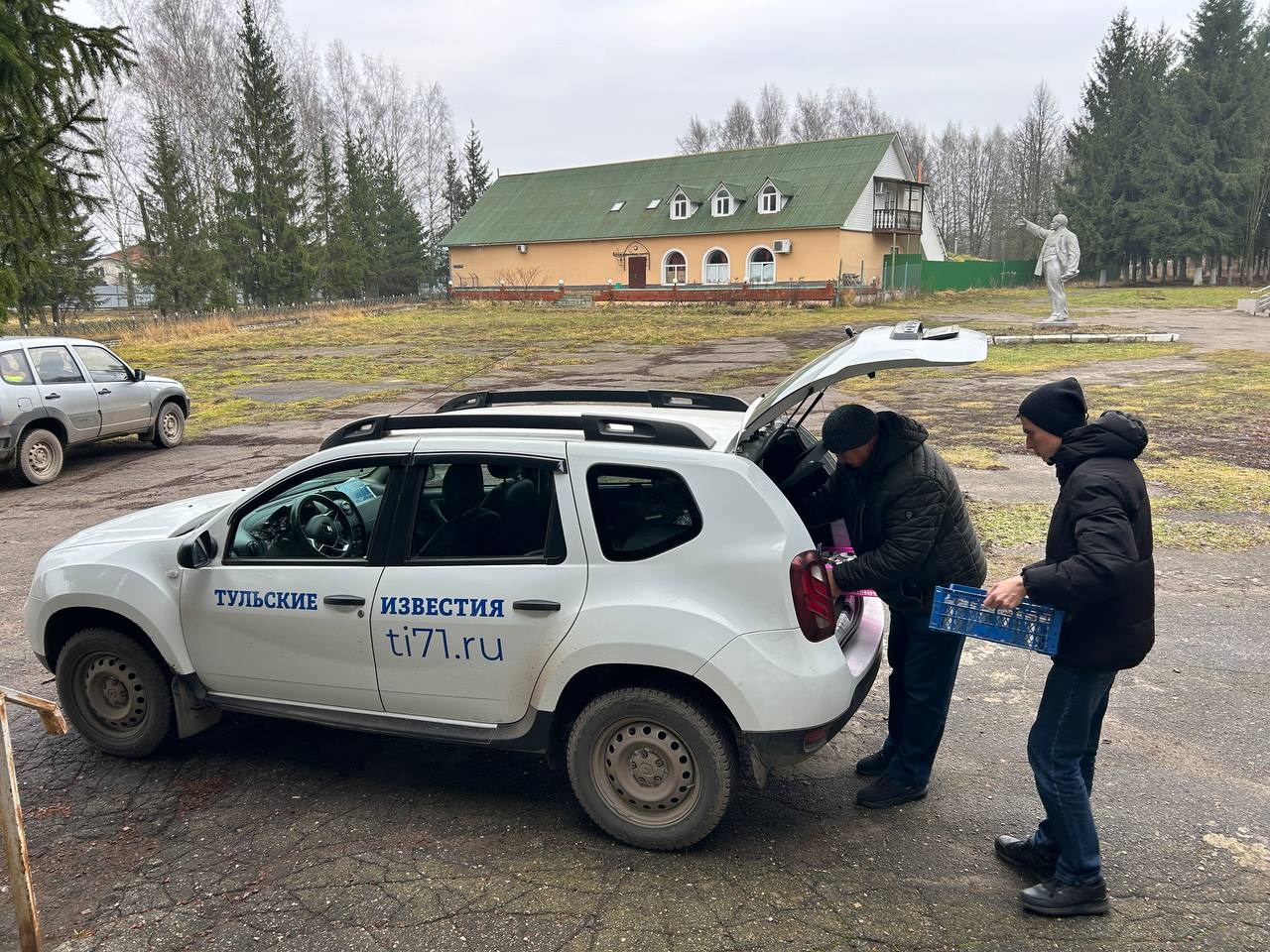 Воинам СВО переданы окопные свечи. изготовленные сельскими труженицами Воинам СВО переданы окопные свечи. изготовленные сельскими труженицами