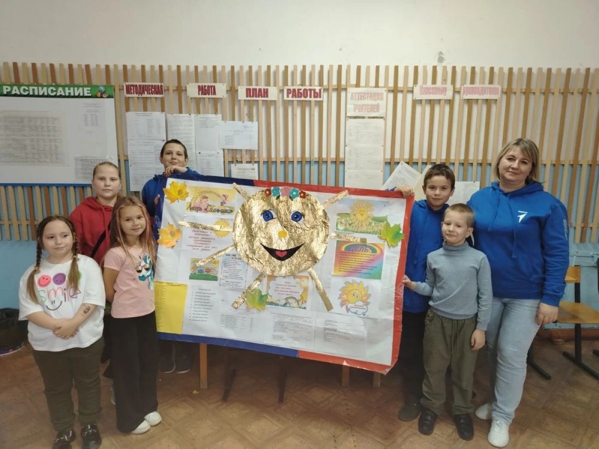 Как ребята из Верхоупской школы создают уголок для отряда