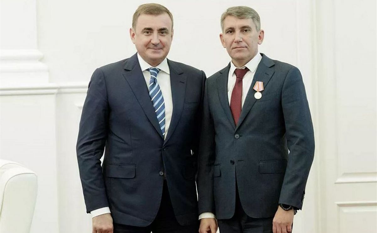 Дмитрий Миляев поздравил Алексея Дюмина с Днем оружейника Дмитрий Миляев поздравил Алексея Дюмина с Днем оружейника