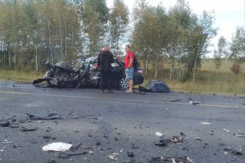 Дорога ошибок не прощает: в Тульской области водитель иномарки погиб после столкновения с фурой
