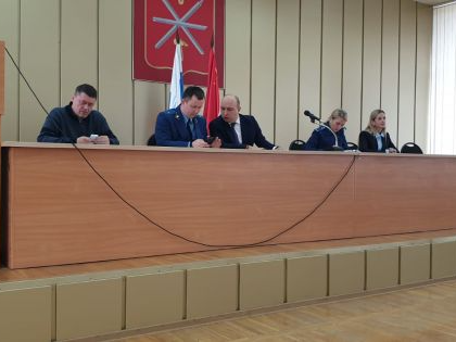 Старший помощник прокурора города Тулы Владимир Пармухин принял участие в оперативном совещании Старший помощник прокурора города Тулы Владимир Пармухин принял участие в оперативном совещании