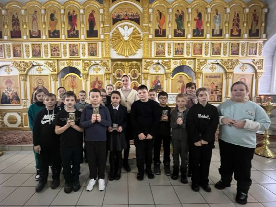 Юным ясногорцам рассказали о значении православного храма