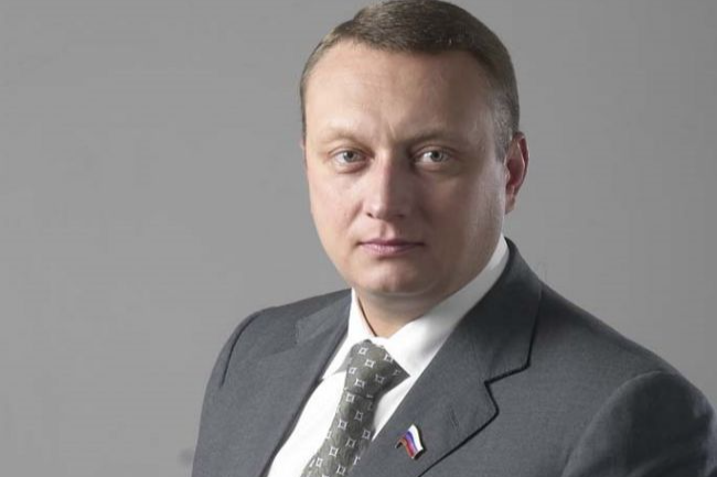 Сенатор Российской Федерации Дмитрий Савельев поздравляет туляков с наступающим Новым 2024 годом
