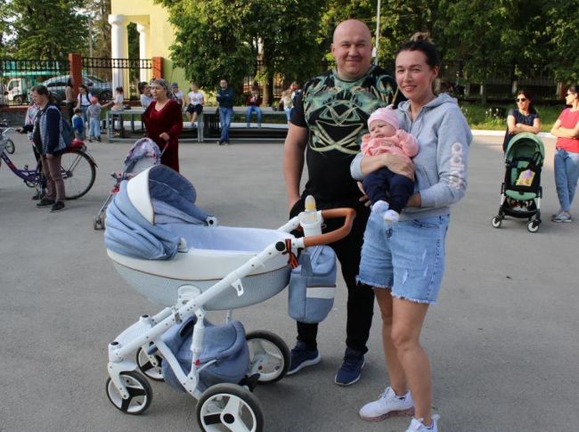 Владимир Путин поручил установить федеральный статус многодетной семьи