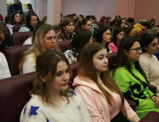 Павел Веселов рассказал студентам тульского педуниверситета о выборах Президента