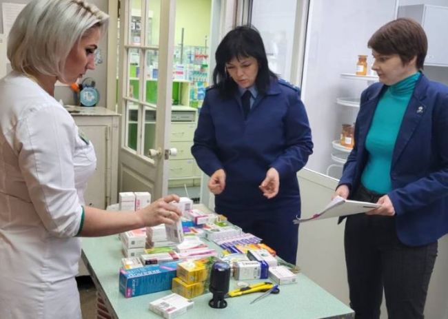 Пять аптек нарушили учет лекарственных средств