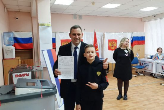 Сергей Гребенщиков проголосовал на выборах Президента