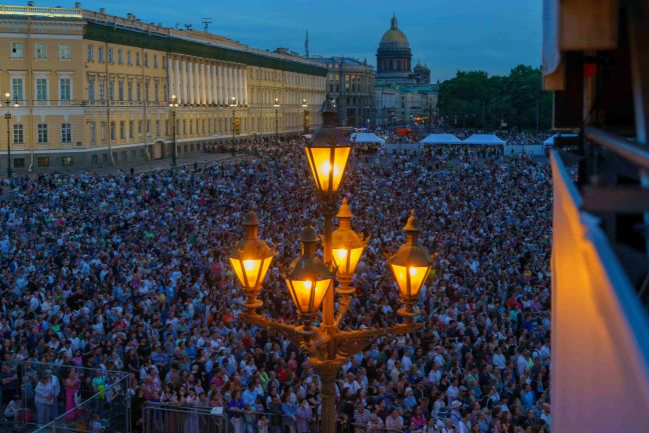 Оперный open-air над Невой:«Ростелеком» поддержал самый масштабный музыкальный проект Петербурга «Классика на Дворцовой»
