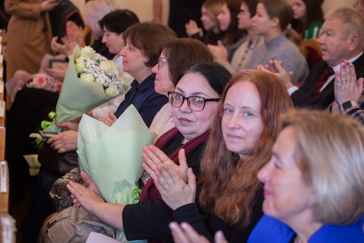 В Туле наградили преподавателей образовательных учреждений в сфере культуры
