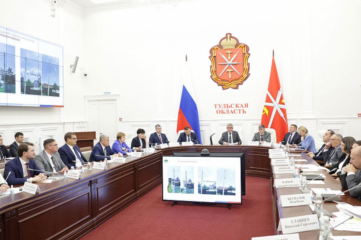 Дмитрий Миляев рассмотрел обращения жителей Ясногорского района Дмитрий Миляев рассмотрел обращения жителей Ясногорского района