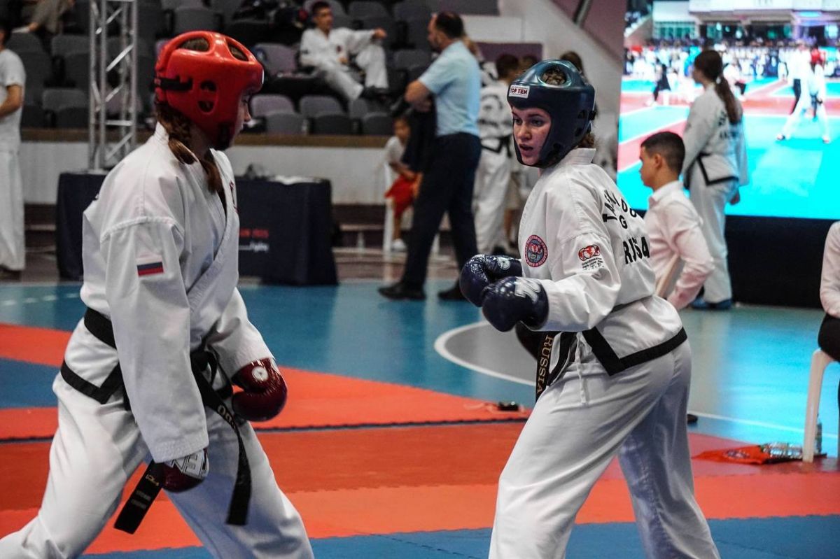 Тульские тхэквондистки одержали победу на чемпионате мира в ОАЭ