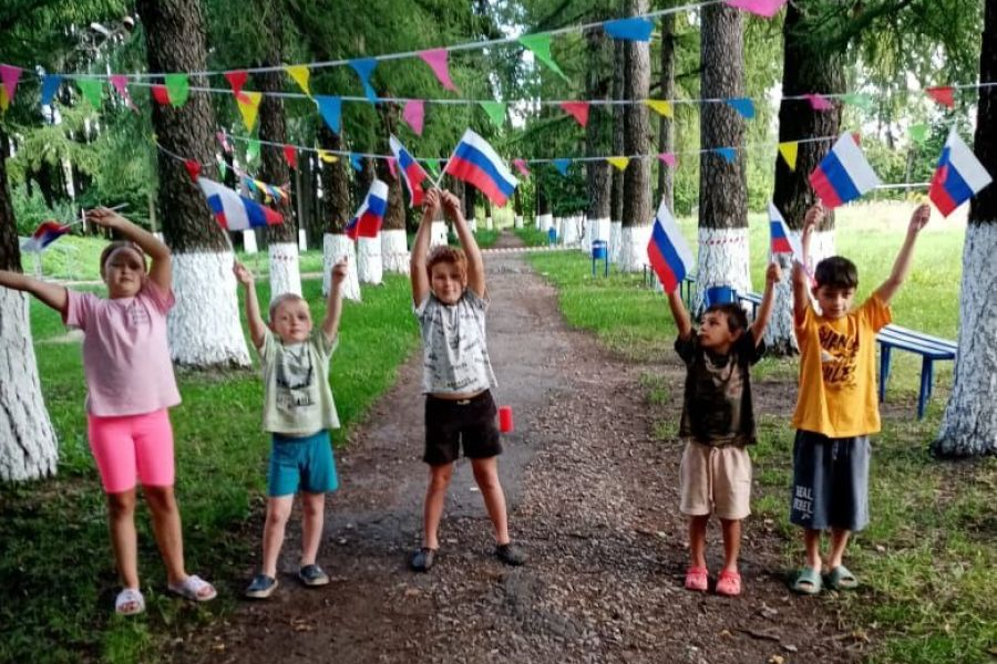 Юные жители Ясногорского района совершили путешествие в страну здоровья