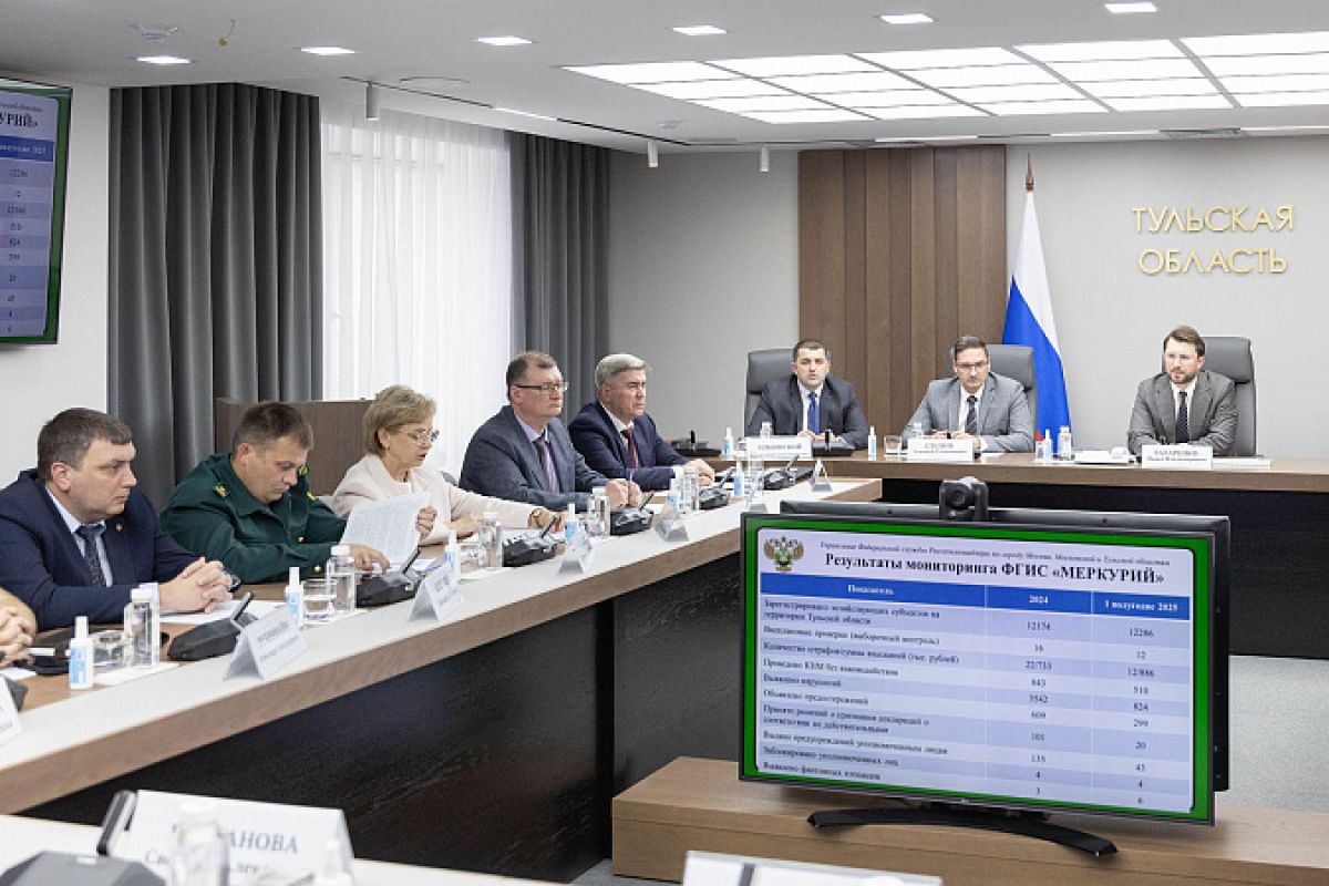 В областном правительстве задумались, как бороться с нелегальным оборотом товаров В областном правительстве задумались, как бороться с нелегальным оборотом товаров