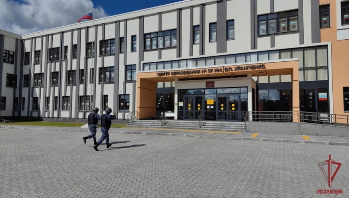 Сотрудники Росгвардии приняли участие во всероссийских антитеррористических учениях в Туле