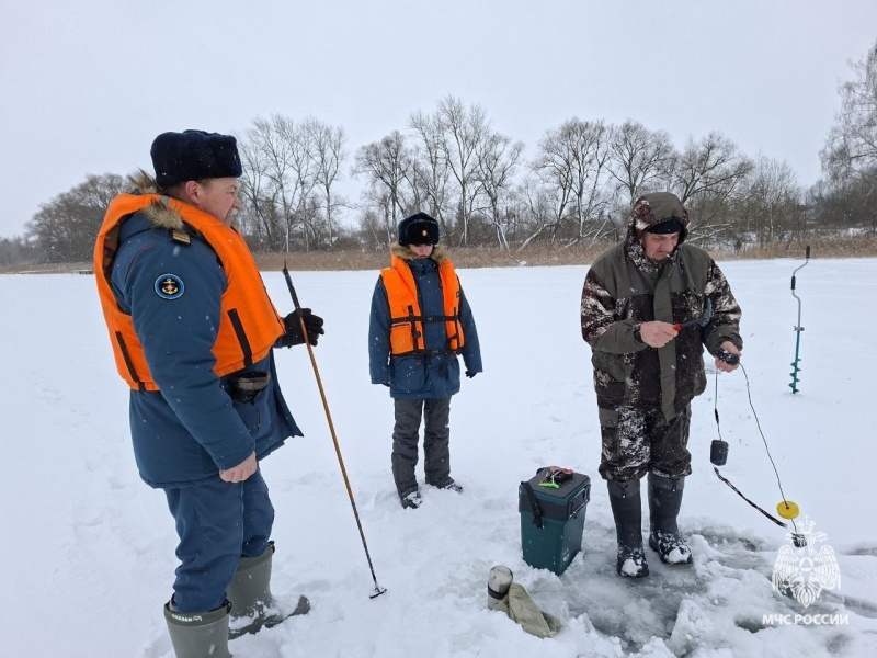 inspektory-gims-provodyat-profilakticheskie-reydy-na-vodoemah-tulskoy-oblasti_17676084561014895292__800x800