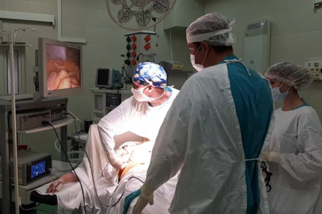 Врачи Тульской областной больницы прооперировали пациента с многократным рецидивом грыжи