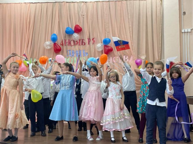 Россия сильна, когда она едина!