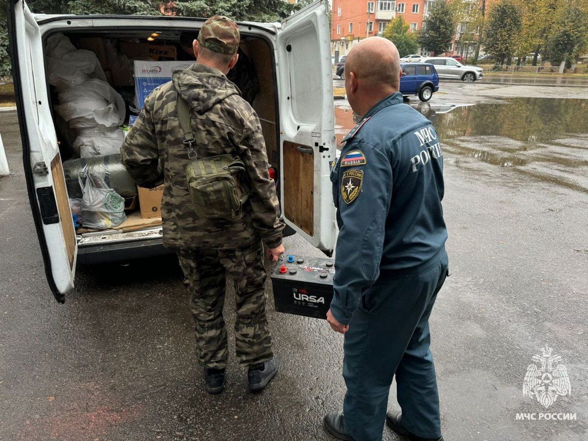 Узловские спасатели отправили очередную партию гуманитарной помощи участникам СВО