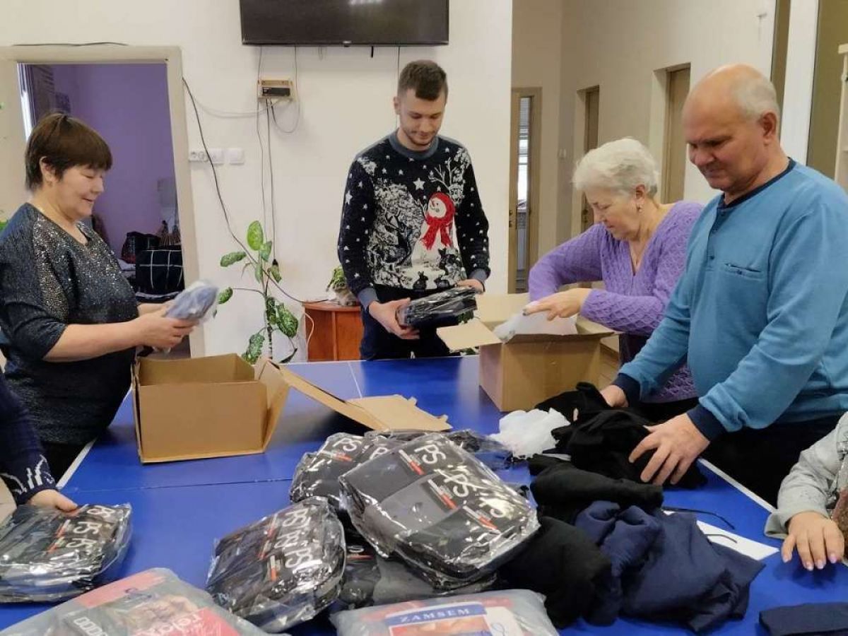 Зима требует тепла Зима требует тепла