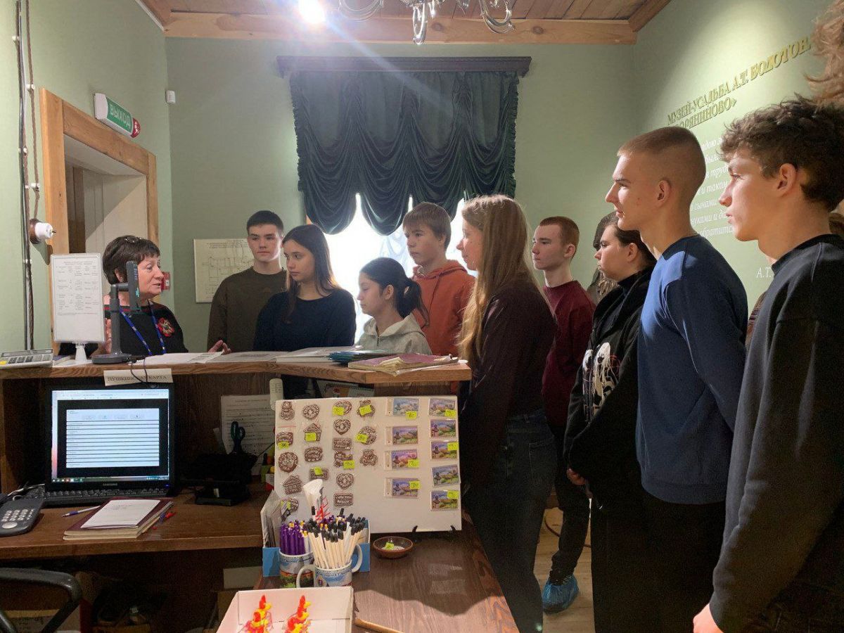 В музее-усадьбе А.Т. Болотова «Дворяниново» юные посетители примерили профессию билетного кассира