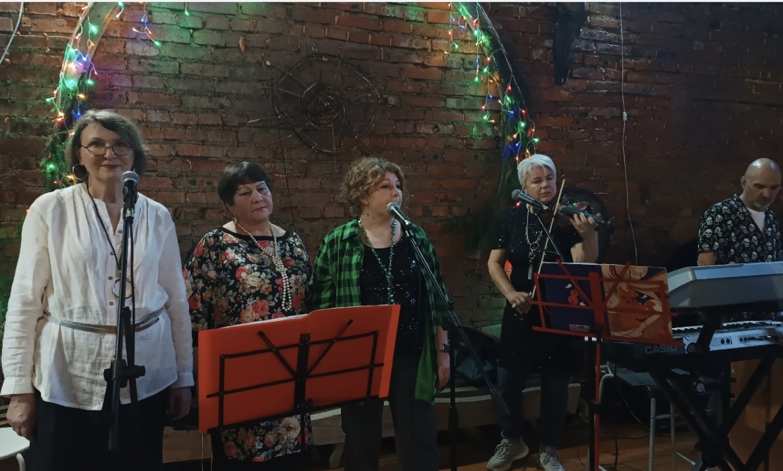 Вечер фолк-рока и народного творчества в Страхово Вечер фолк-рока и народного творчества в Страхово