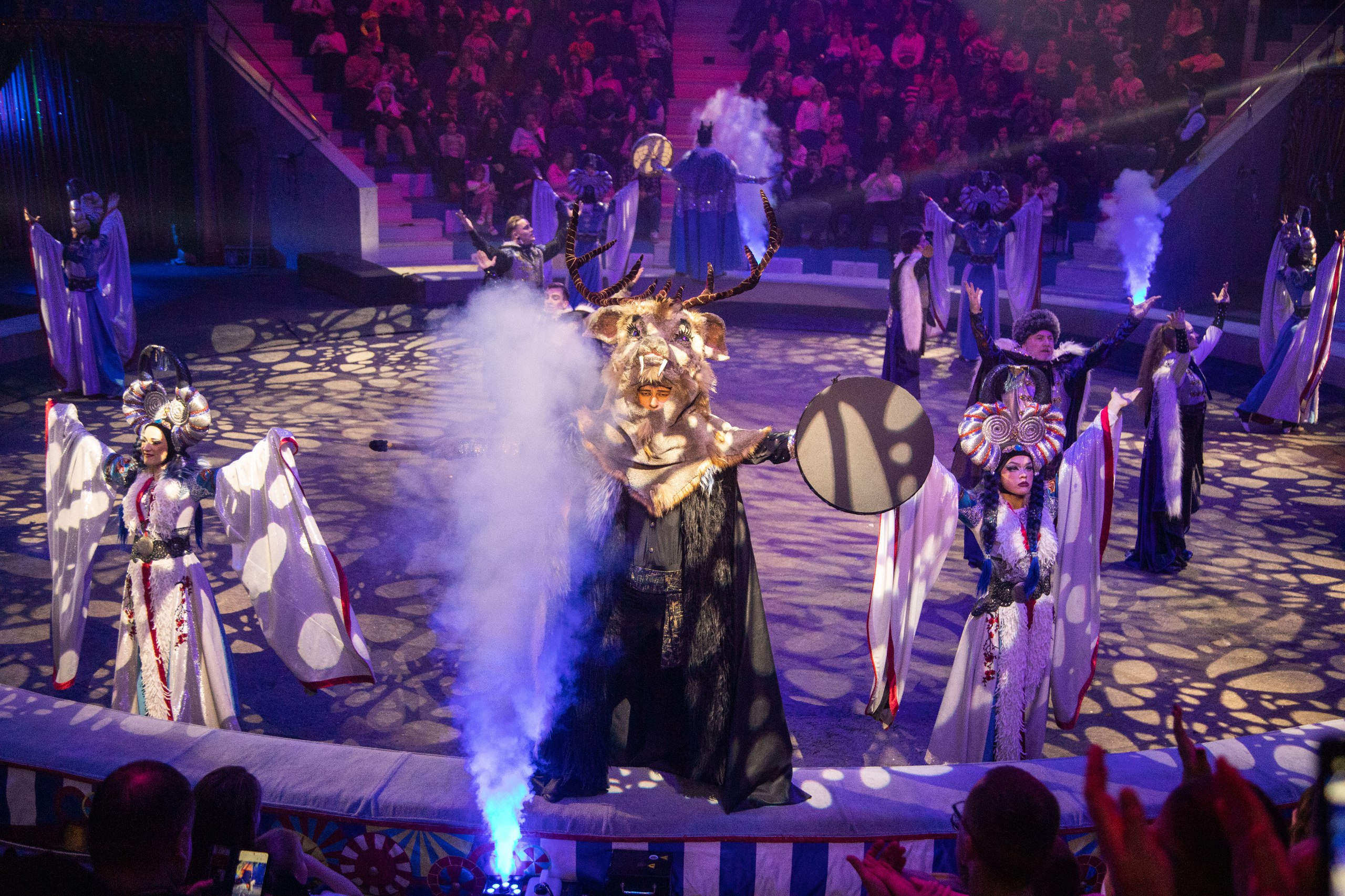 photo_5357578549503659839_w