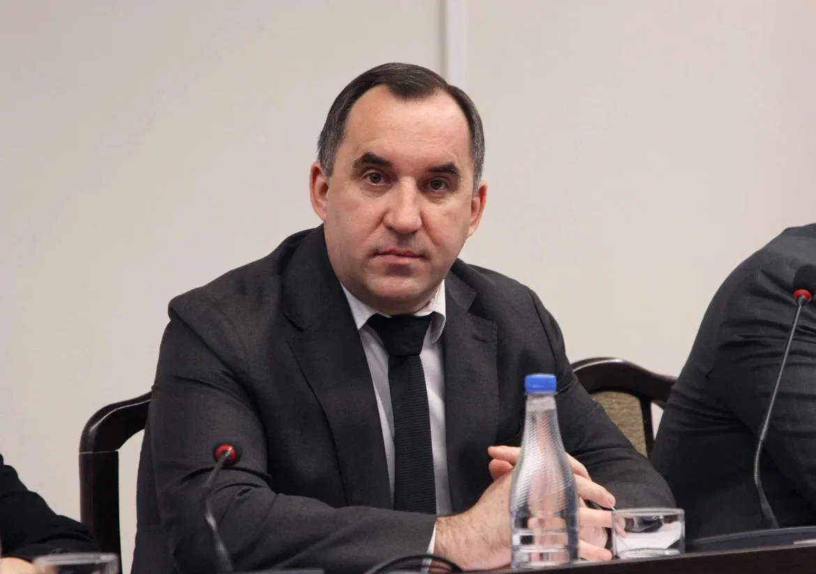 Андрей Дубровский поздравил туляков с Днем химика Андрей Дубровский поздравил туляков с Днем химика