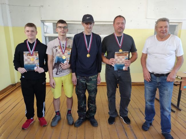 Спортсмены Чернского района заняли первое место в межрегиональном шахматно-шашечном турнире