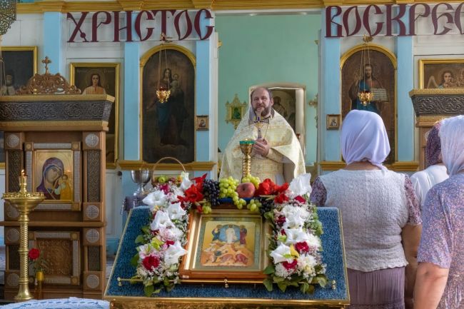 Свято-Покровский храм в Черни отмечает 175-летие