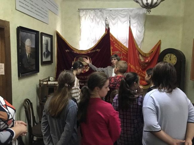Учащиеся Синегубовской школы побывали на обзорной экскурсии в чернском музее