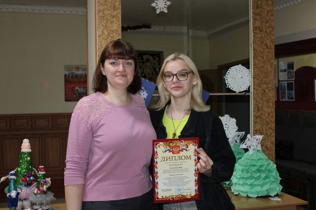 Чернские студентки стали призерами областных конкурсов
