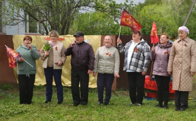 Чернские артисты выступили в деревне Дьяково