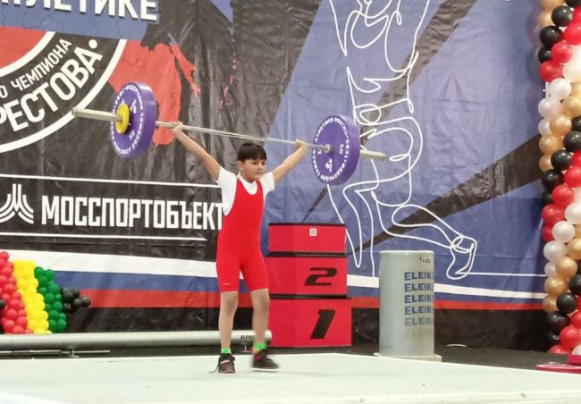 Чернские тяжелоатлеты выступили на Всероссийском турнире