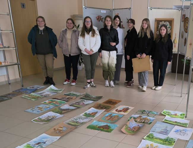 Чернские студенты приняли участие в пленэре «По местам православия»