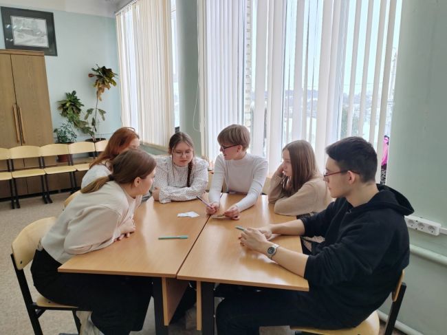 Чернские студенты приняли участие в Чемпионате по интеллектуальным играм