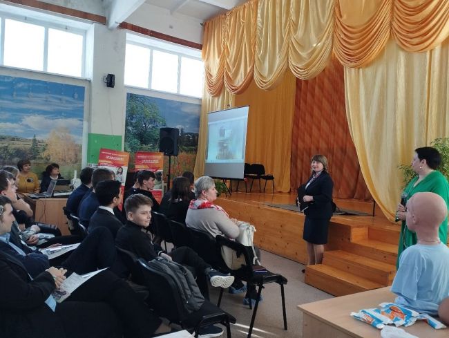 Чернский профессионально-педагогический колледж принял участие в профориентационной кампании «День профессий»