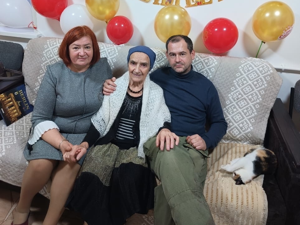 За плечами – целый век