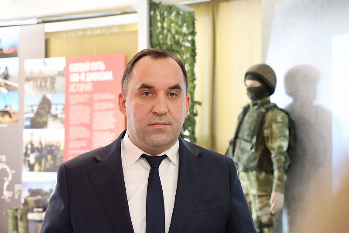 Андрей Дубровский: «Государство предоставляет множество мер поддержки контрактникам и их семьям» Андрей Дубровский: «Государство предоставляет множество мер поддержки контрактникам и их семьям»