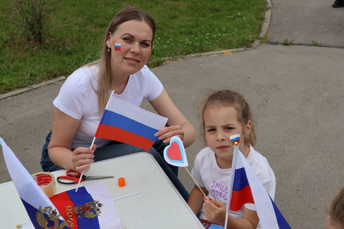 День России в поселке Чернь