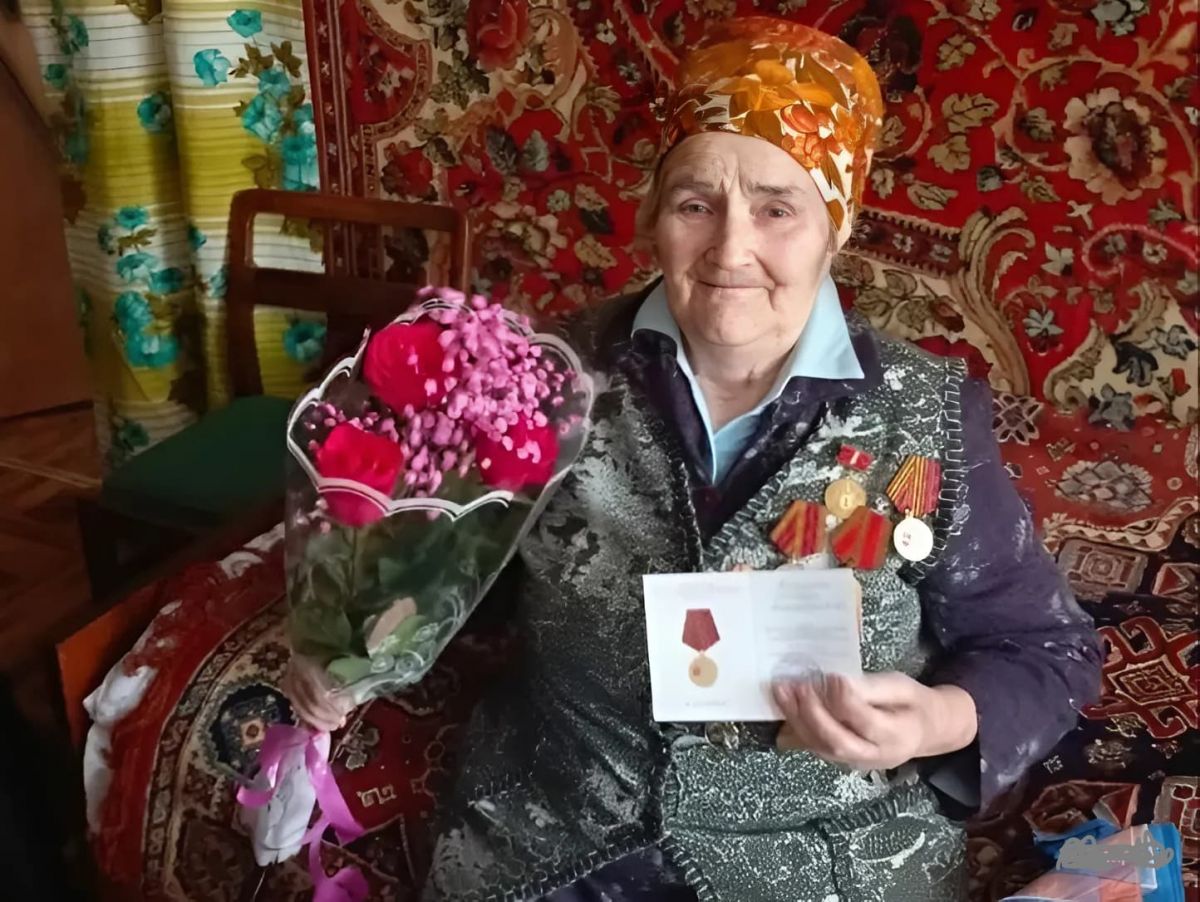 В  Чернском районе труженикам тыла вручили медали к 80-летию Великой Победы