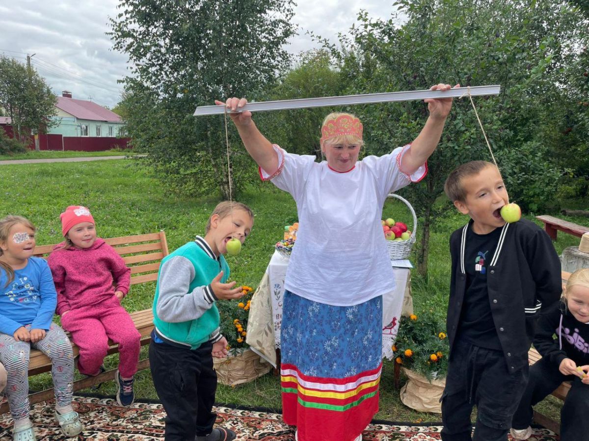 В Краснопутской библиотеке возродили народные традиции