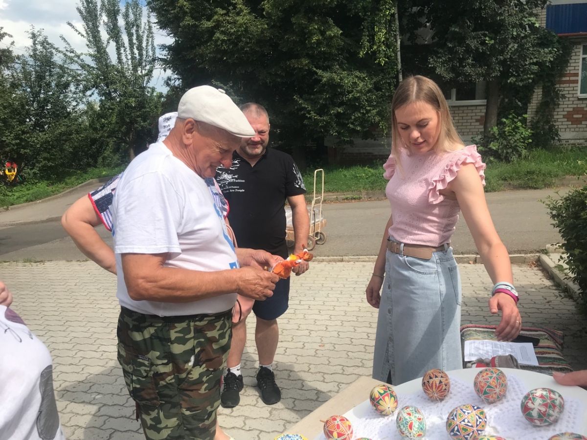 В Черни прошла выставка, посвященная творческим землякам