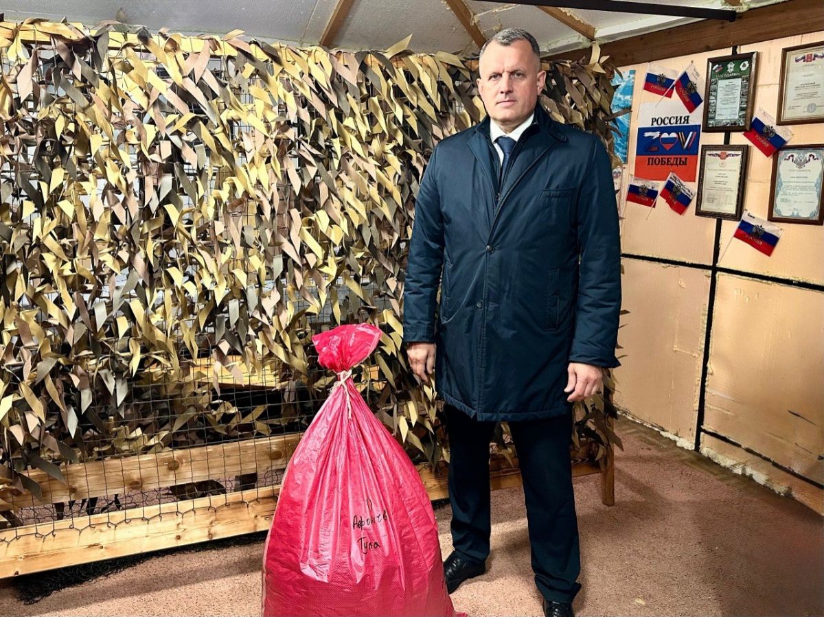 Депутат облдумы Дмитрий Афоничев: Наша задача – поддержать волонтеров и бойцов Депутат облдумы Дмитрий Афоничев: Наша задача – поддержать волонтеров и бойцов