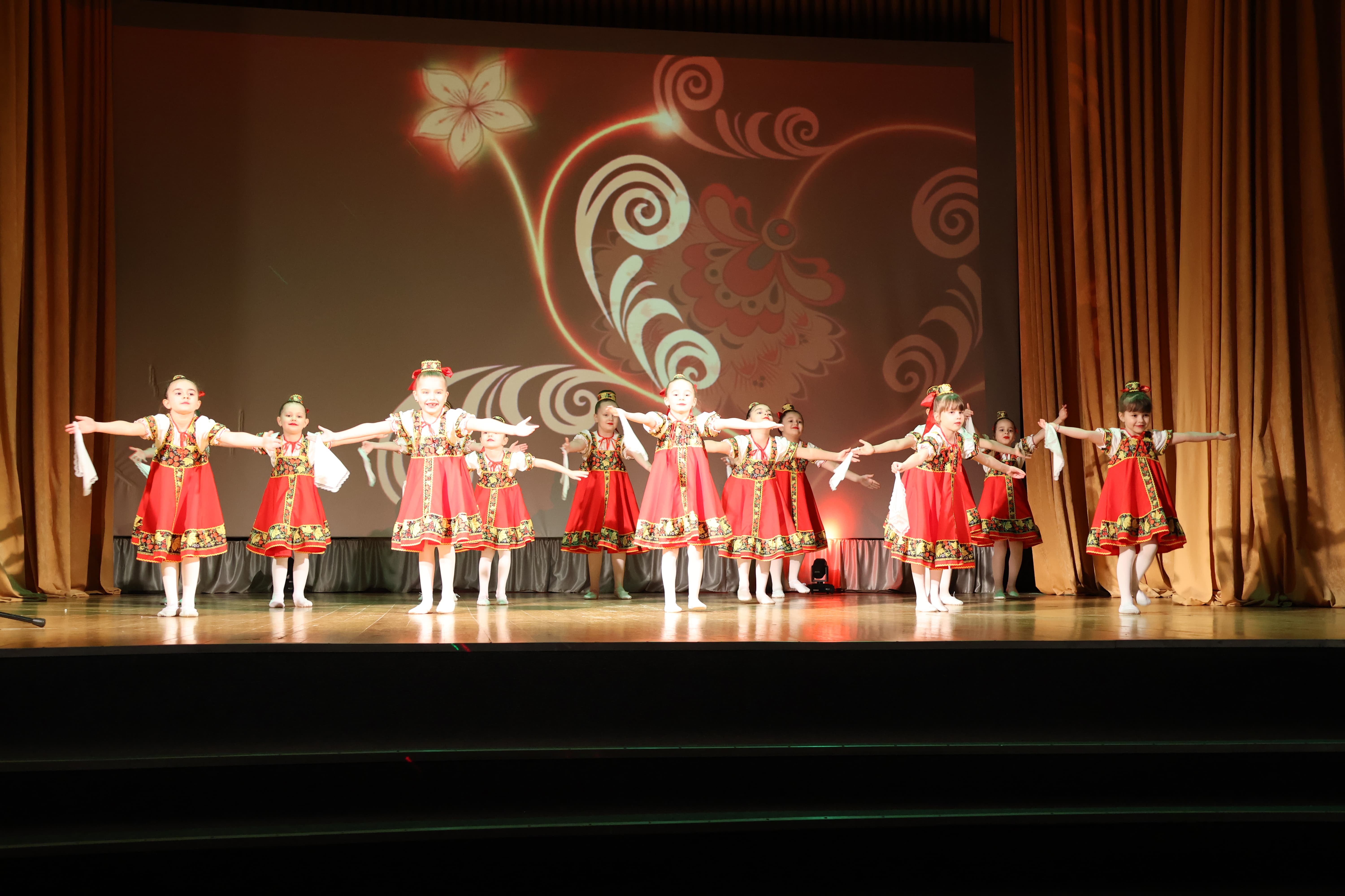 Сердца стучат в ритме весны Сердца стучат в ритме весны