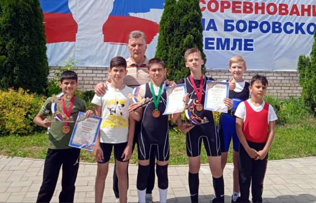 Чернские тяжелоатлеты выступили на межрегиональном турнире